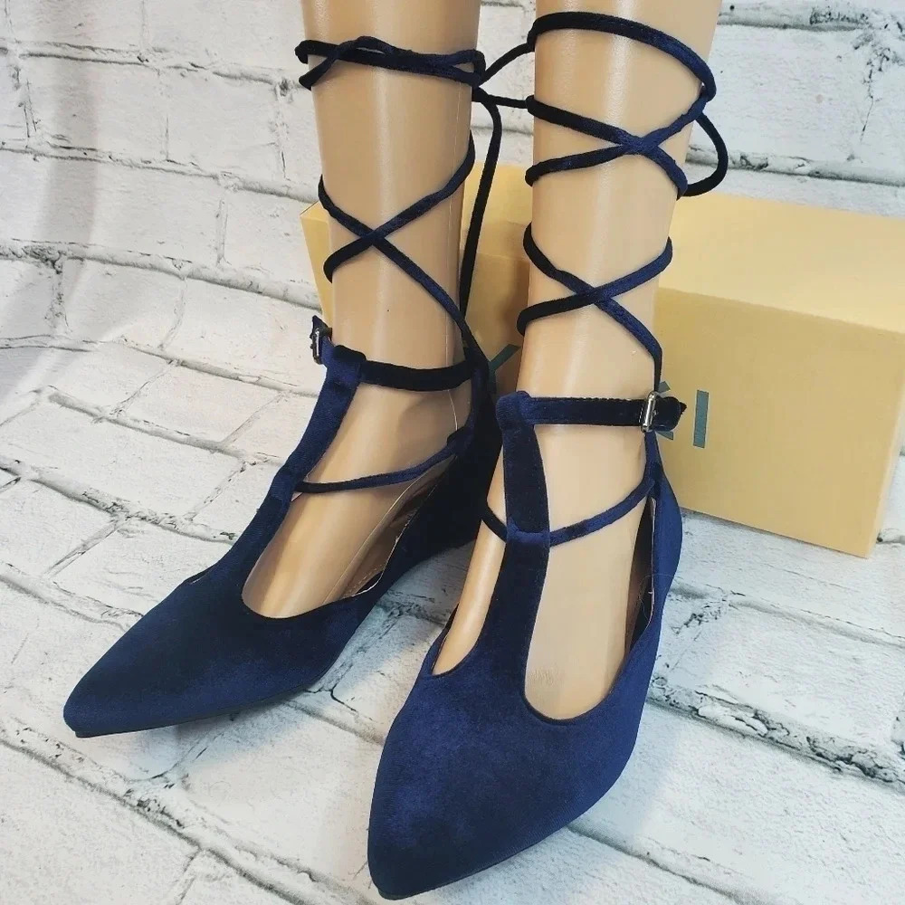 YOKI URBAN 80 Navy Blue Velour Gladiator Laces Flats NWT